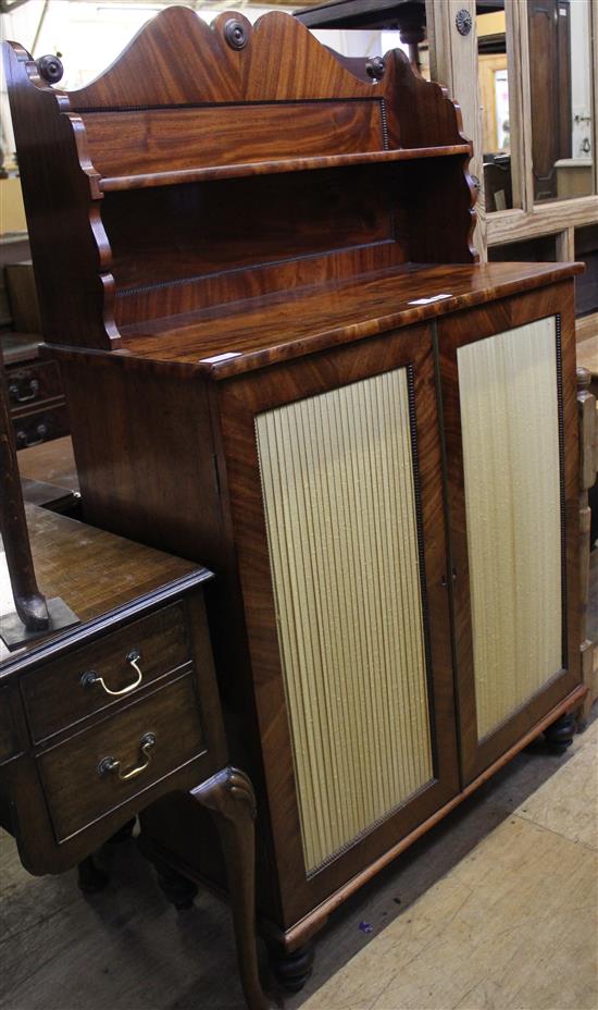 Regency mahogany chiffonier(-)